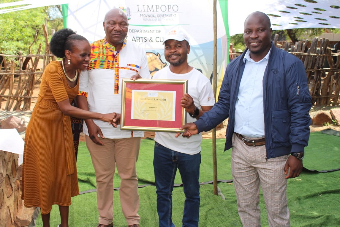 Departmental Vhembe District Office rewards employees for their commitment to serve the public with honesty and integrity during service excellence Awards held at Dzata Museum 